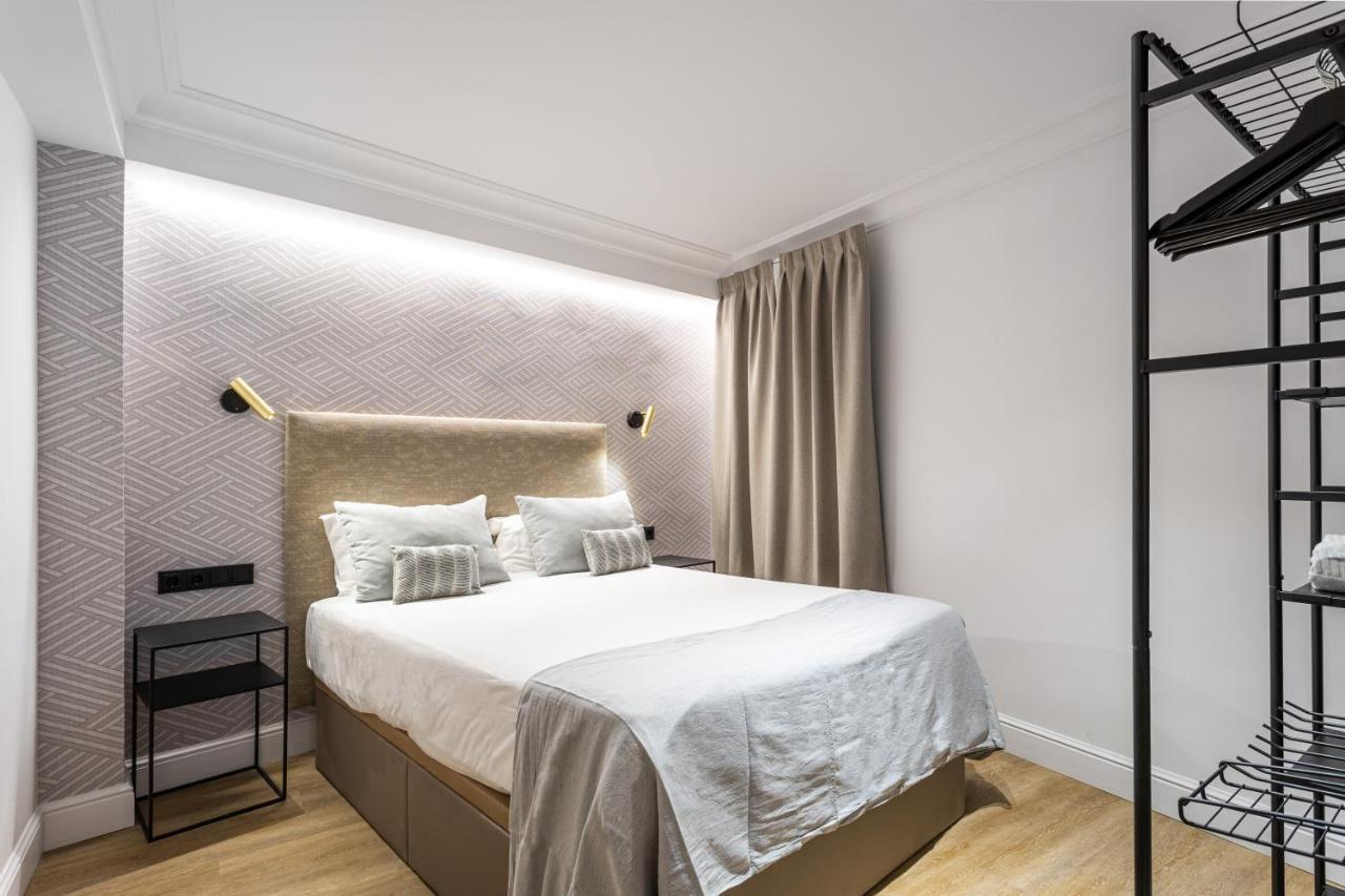 Aspasios Abada Apartments Madrid Bagian luar foto